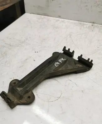 Audi A6 S6 C4 4A Front bumper mounting bracket 4A0807283A