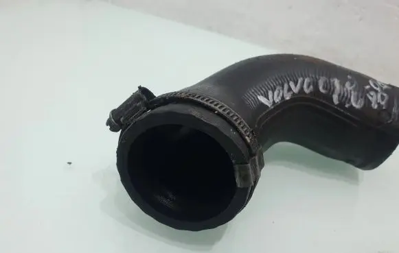 Volvo C30 Intercooler hose/pipe