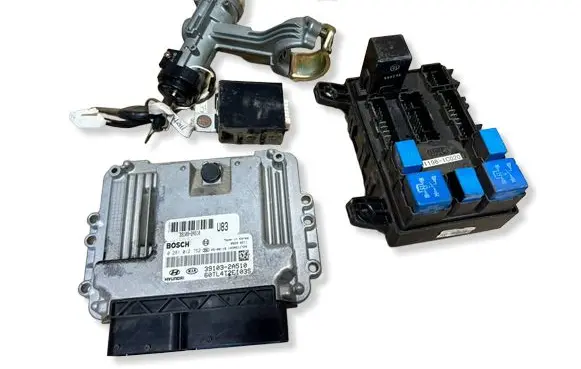 Hyundai Getz Engine ECU kit and lock set 0281012752 391092A510 391032A510
