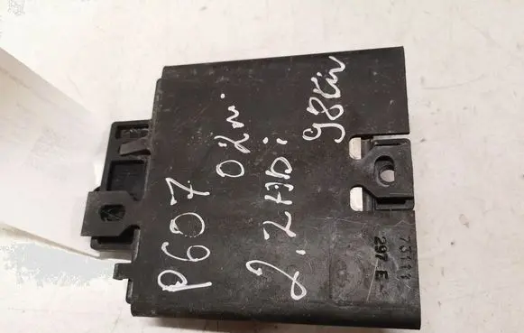 Peugeot 607 Engine control unit/module 9641004580