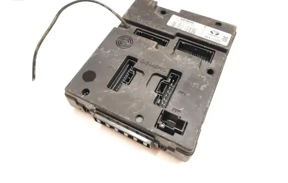 Chevrolet Epica Comfort/convenience module 5WY8121A