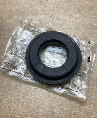 Skoda Octavia Mk2 (1Z) Oil filler cap 038133287C