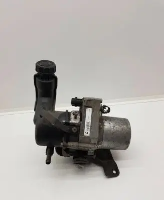Peugeot 508 RXH Power steering pump 9676154280