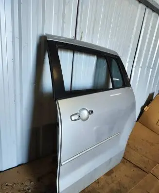 Mazda 5 Side sliding door 