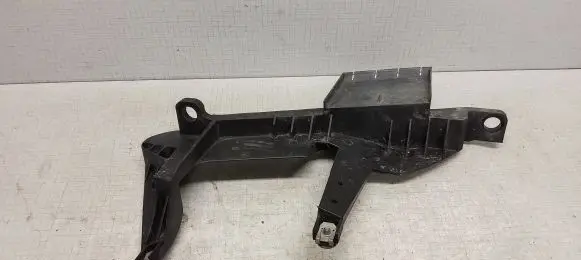 BMW X3 E83 Headlight/headlamp mounting bracket 1301073025