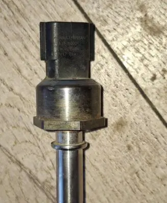 Renault Scenic IV - Grand scenic IV Fuel pressure sensor 166398000R
