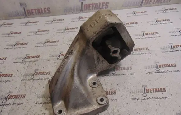 Jeep Grand Cherokee (WK) Engine mount bracket 52090309AD