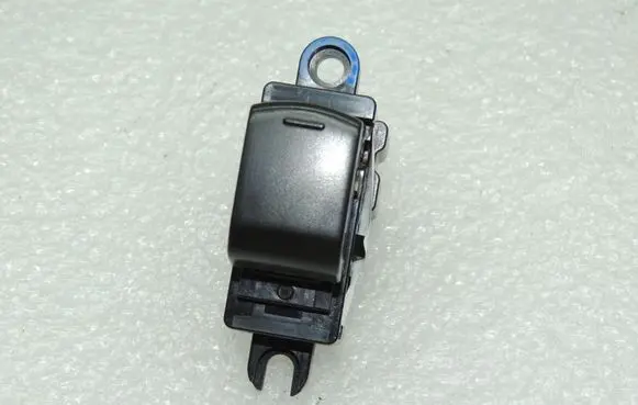 Nissan Navara D40 Aerial antenna switch 254115X01A
