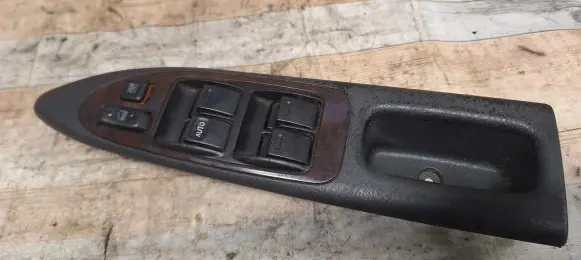 Toyota Avensis T220 Electric window control switch 7423205090BO 7423205090