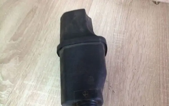 Mercedes-Benz ML W163 Intake resonator A1121400087