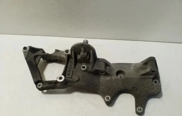 Land Rover Evoque I Generator/alternator bracket BJ3210039AE