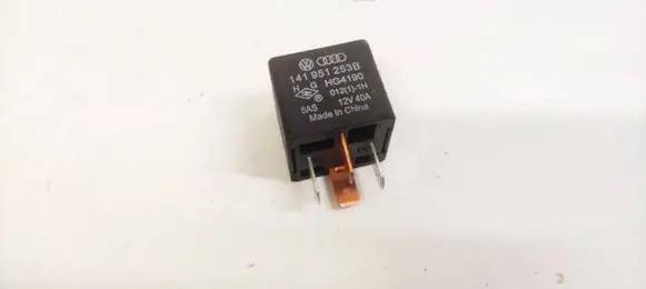 Seat Ibiza IV (6J,6P) Other relay 141951253B