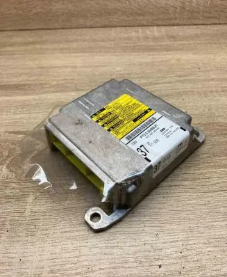 Toyota Corolla E120 E130 Airbag control unit/module 8917002L80 334748102
