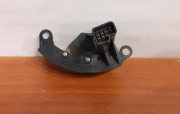 Mercedes-Benz E W211 Steering angle sensor 7096 0025428018