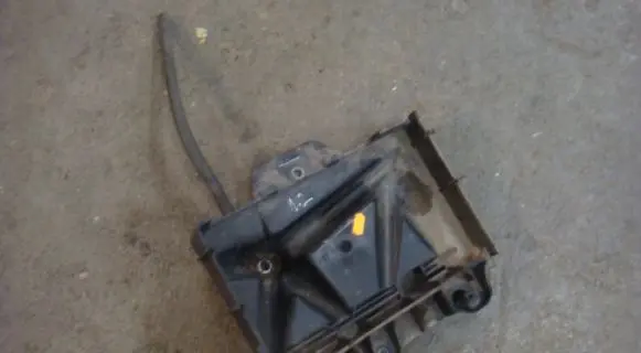 Volkswagen Polo V 6R Battery tray 
