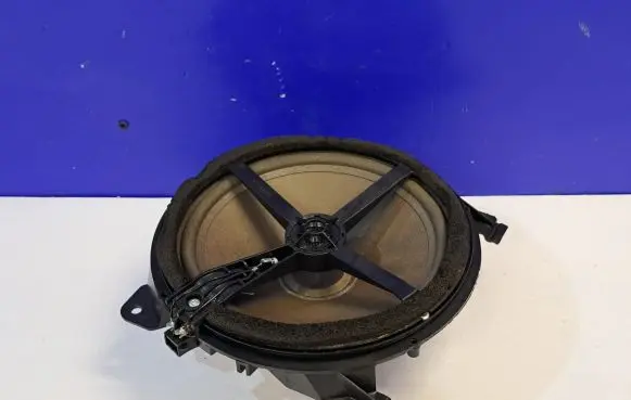 Volvo S60 Panel speaker 30745945