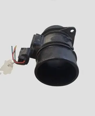 Nissan Qashqai Mass air flow meter 5WK97021 8200682558