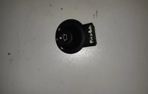 Ford Mondeo Mk III Wing mirror switch 93BG17B686BA