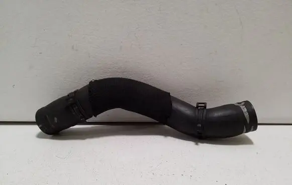 Jaguar XJ X351 Engine coolant pipe/hose