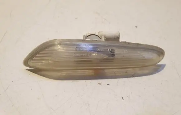 BMW 3 E90 E91 Front fender indicator light 63136932997 6932997