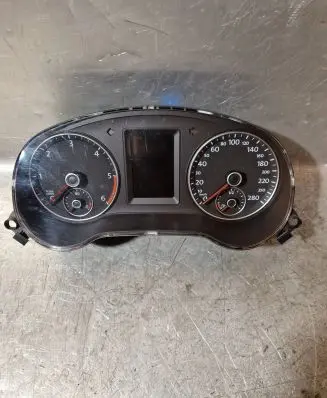 Volkswagen Jetta VI Speedometer (instrument cluster) 5C6920862A 1241313045 YS0001410