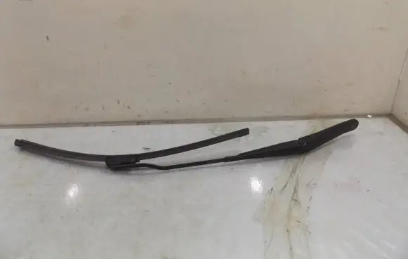 Fiat Stilo Front wiper blade arm