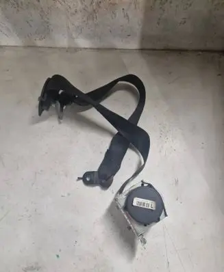 Mercedes-Benz ML W164 Front seatbelt 6090305