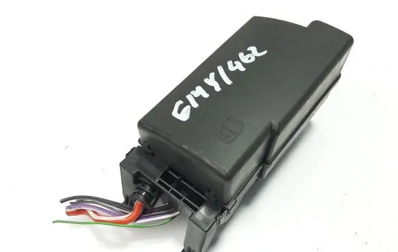 Opel Insignia B Fuse module 13460664 13500120