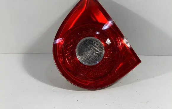 Volkswagen Golf V Tailgate rear/tail lights 1K6945094G 89031778