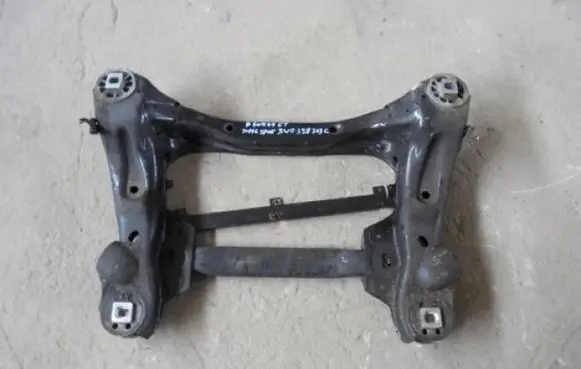 BMW X7 G07 Engine mounting bracket 3W0399313C