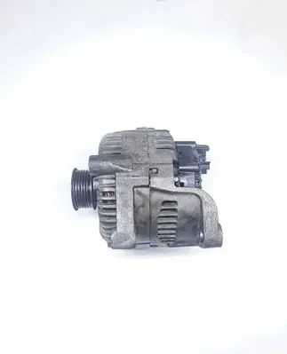 BMW 5 E60 E61 Generator/alternator TG17C048 C543305A