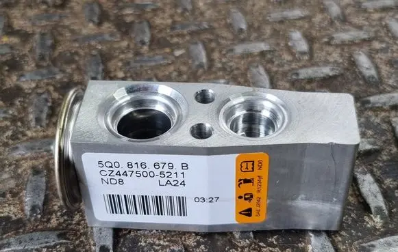 Volkswagen Arteon Air conditioning (A/C) expansion valve 5Q0816679