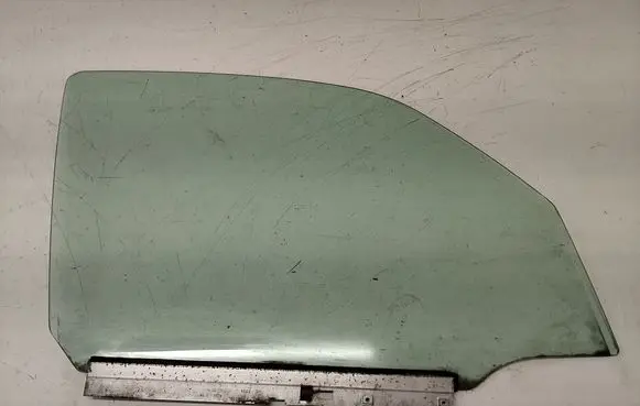 Opel Meriva A Front door window glass four-door 43R000262