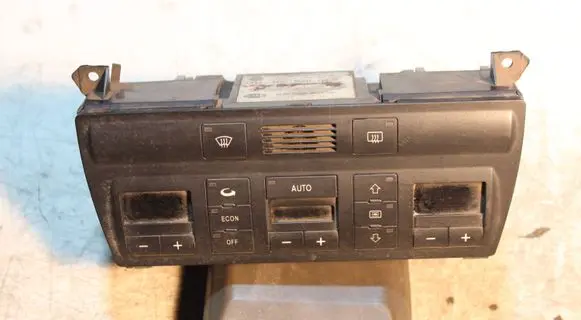 Audi A6 S6 C5 4B Climate control unit 4B0820043F