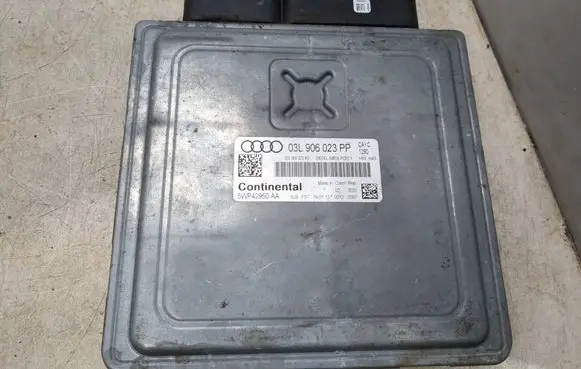 Audi A3 S3 8P Engine control unit/module 03L906023PP 03L906023KS 5WP42950AA