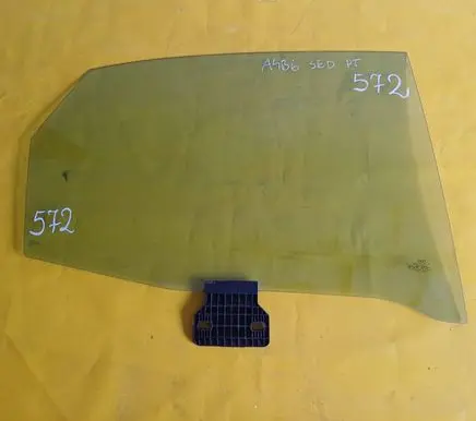 Audi A4 S4 B6 8E 8H Rear door window glass