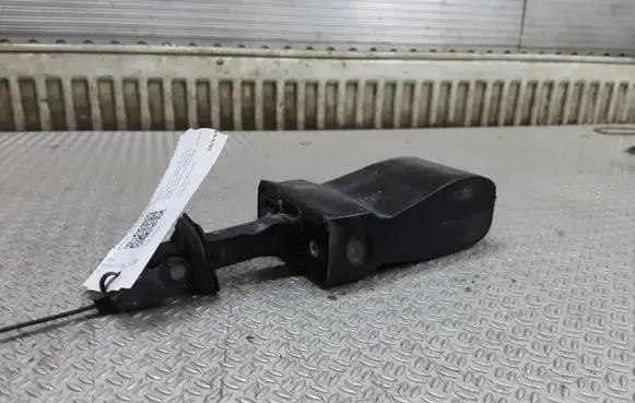 Skoda Roomster (5J) Front door check strap stopper