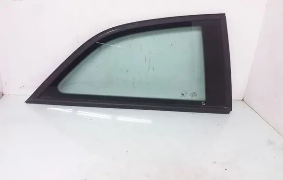 Audi A1 Rear side window 8X3845300 43R001057