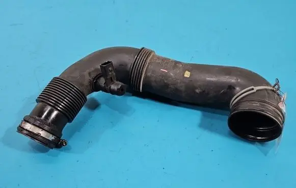 Audi Q7 4L Intercooler hose/pipe 7L8129572A IMPRK1550163