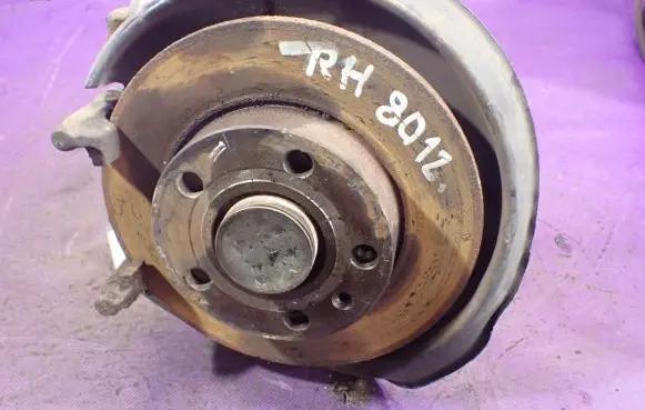 Audi A4 S4 B6 8E 8H Rear wheel hub spindle/knuckle 