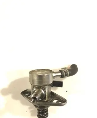 Audi A3 S3 8V Fuel injection high pressure pump 04E127026E