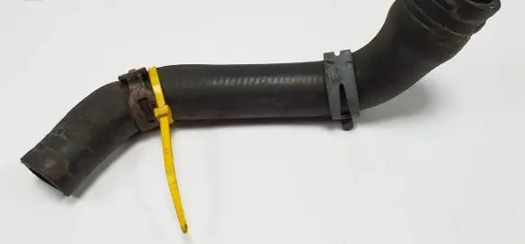 Mercedes-Benz E C207 W207 Engine coolant pipe/hose A2048320094
