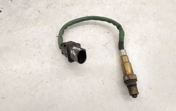 Mercedes-Benz A W176 Lambda probe sensor A0035426918 0035426918