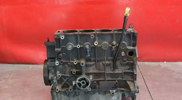 Volvo V50 Engine block 