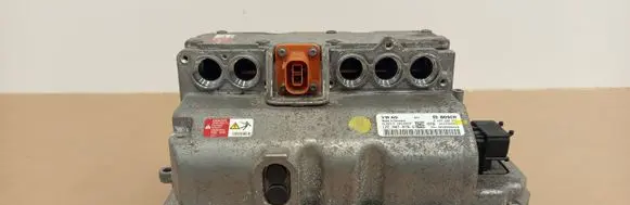 Volkswagen Up Voltage converter/converter module 12E907070D 20140627 0437508565