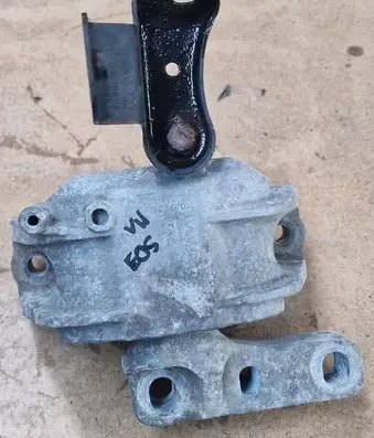 Volkswagen Eos Engine mount vacuum valve 