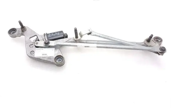 Mercedes-Benz V Class W447 Front wiper linkage and motor W000051184