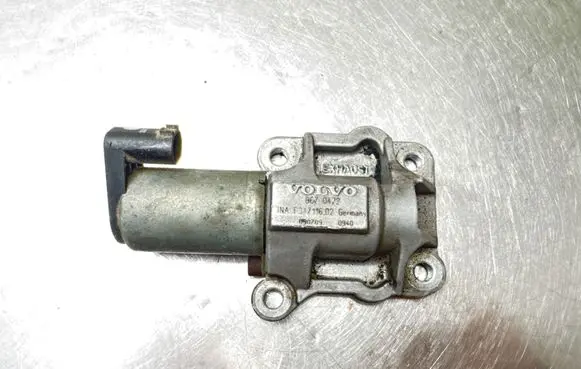 Volvo XC70 Camshaft vanos timing valve 8670422 030709 F34711602