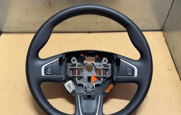 Renault Master III Steering wheel