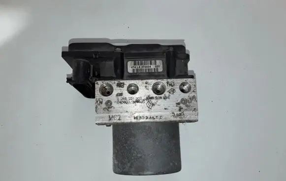 Renault Megane II ABS Pump 8200038695